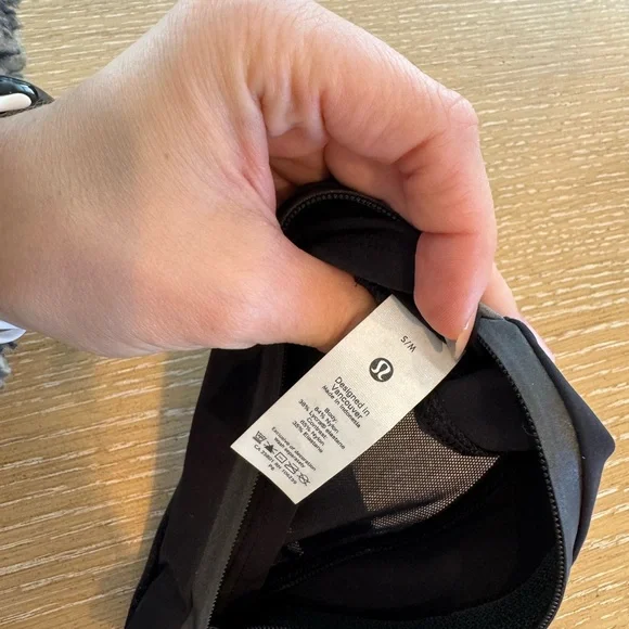 Lululemon Running Belt S/M - Picture 5 of 6